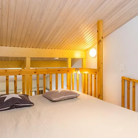 Karhunvartijan Linna C22 By Interhome