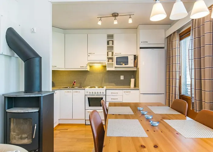 Karhunvartijan Linna C22 By Interhome 루카