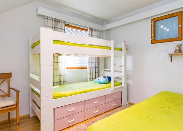 펜션 Karhunvartijan Linna C22 By Interhome *