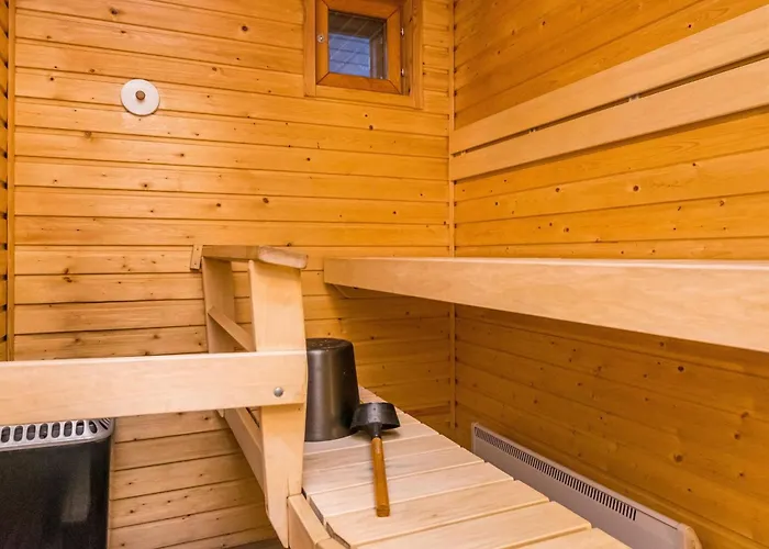 펜션 Karhunvartijan Linna C22 By Interhome *